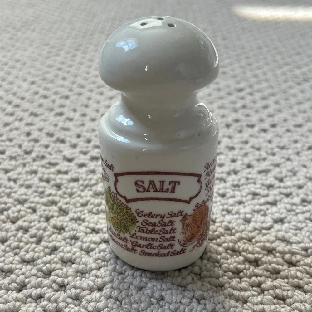 Ceramic Avon 1980 Salt and Pepper Shaker Set